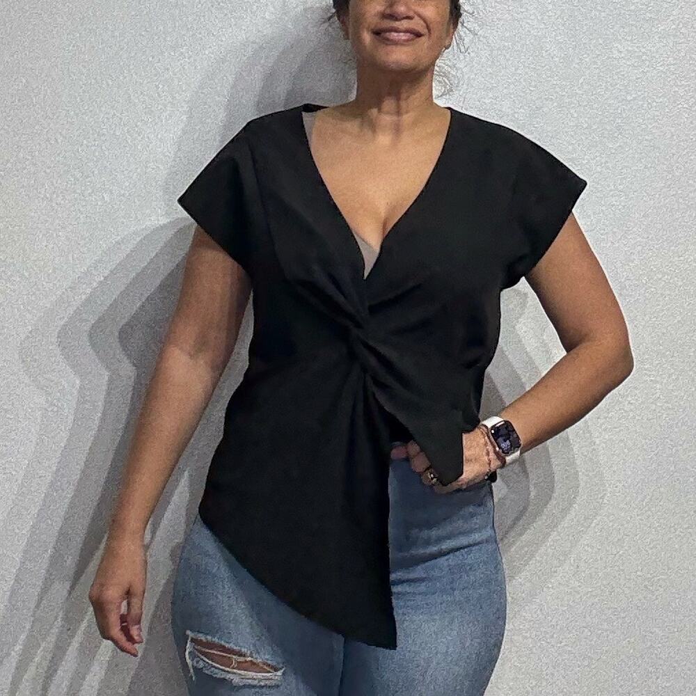 Anthropologie Harlyn Black Twist Front Blouse Sz L